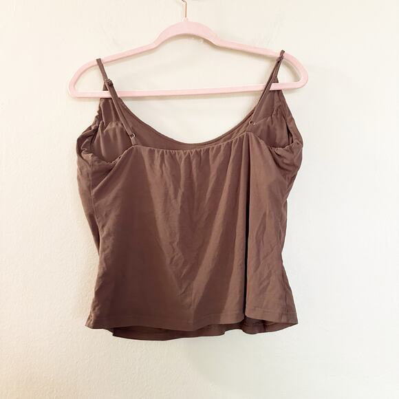 OGL Top Womens Size 2XL Iced Mocha Scoop Neck Camisole Slim Fit Spaghetti Basics - Picture 6 of 9